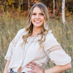 Meet your Posher, Jaynee